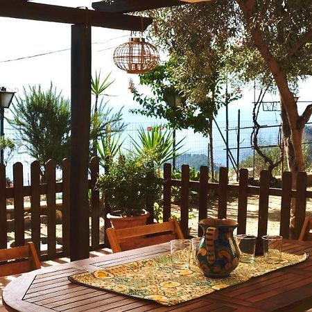 קסטלמולה Casa Vacanze Marale מראה חיצוני תמונה