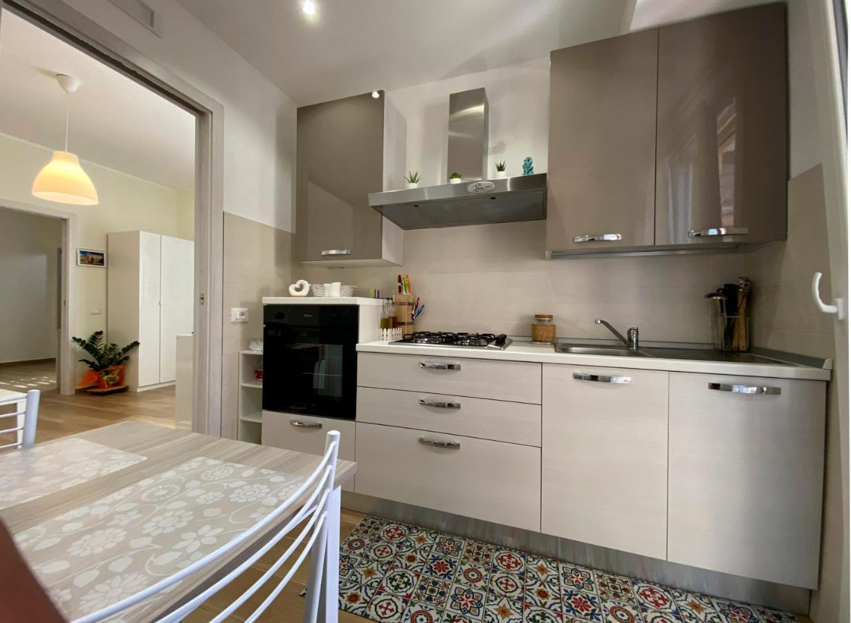 קסטלמולה Casa Vacanze Marale מראה חיצוני תמונה