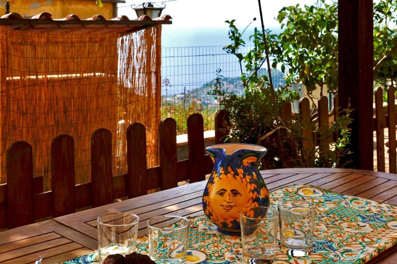 קסטלמולה Casa Vacanze Marale מראה חיצוני תמונה